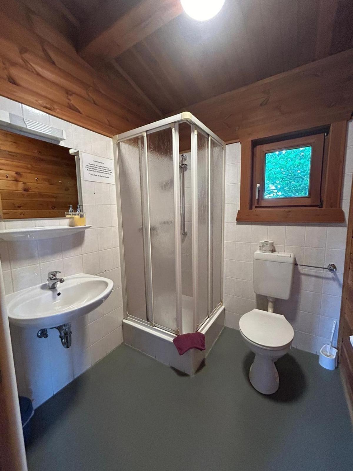 Abb Sportcenter Gaensefurth, Doppelzimmer Ohne Kueche, Standard Doppelzimmer Mit Kueche Hecklingen  Buitenkant foto